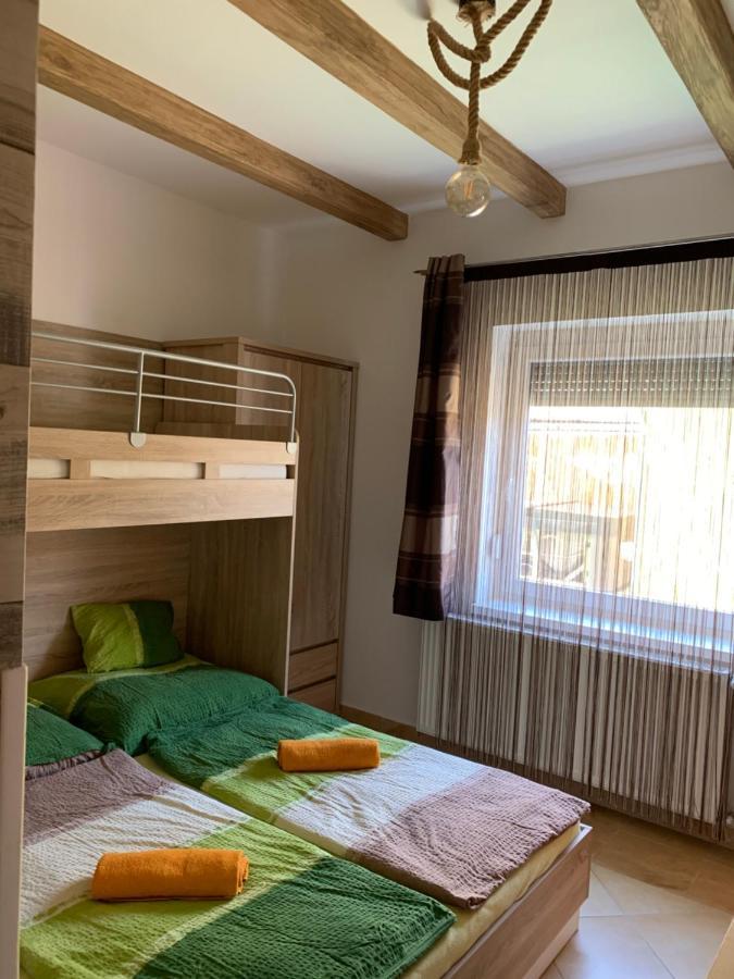 Armada Family Apartment Hajduszoboszlo Exterior foto