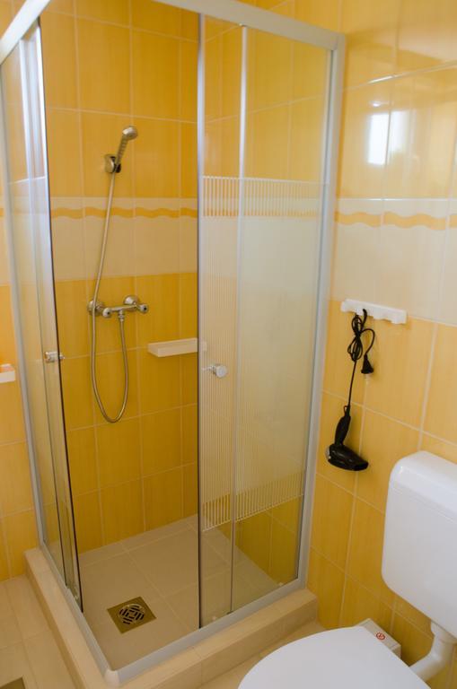 Armada Family Apartment Hajduszoboszlo Quarto foto